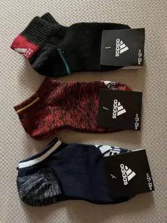 新品★adidas アディダス★靴下　3足セット★21-23cm