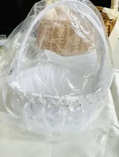ホワイトリングピロー レース装飾、結婚式　指輪の入れ物