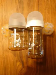 ピジョン 哺乳瓶 2本セット　スヌーピー　母乳実感、洗浄スポンジおまけ