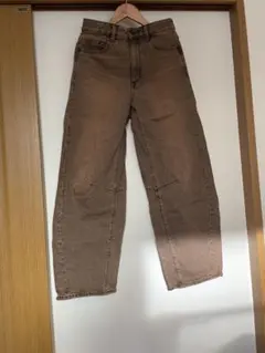 GU バレルレッグジーンズ