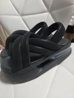 新品未使用・箱タグ付き】NIKE エアマックス アイラ FJ5929-003 - メルカリ