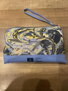 新品 未使用 未開封 エミレーツ航空 アメニティ ポーチ 水色 動物柄