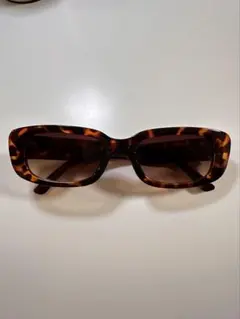 【新品】ヒョウ柄 サングラス y2k opium hiphop k-popのサムネイル