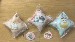 mofusand くら寿司 クッションチャーム ミニ缶バッジ ラバーチャーム