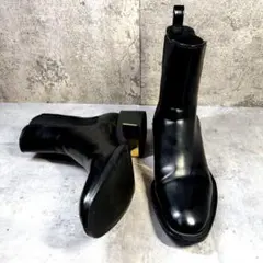 美品【ZARA】ZARA ブラック サイドゴアブーツ 中ヒール レザー 金
