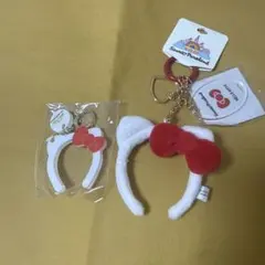 ハローキティ ミニカチューシャチャーム　ピューロランド　新品　二つセット