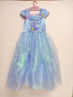 プリンセスドレス140 　水色　ロングドレス　コスプレ　発表会　蝶アクセサリ