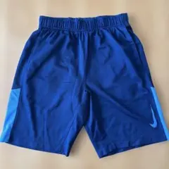NIKE ナイキ　ショートパンツ　Mサイズ