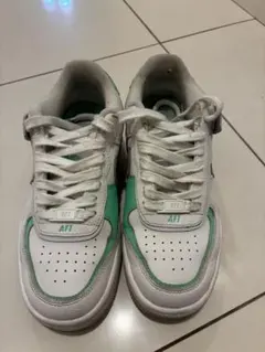 Item thumbnail for item bac003c9-0204-4eed-a4d3-8e6016fc954d