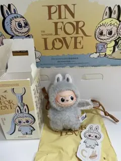 ラブブ LABUBU イニシャル ぬいぐるみC