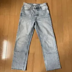 ZARA ハイウエスト　ストレートデニム ライトブルー　34