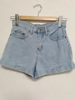 ギャル ショートパンツ