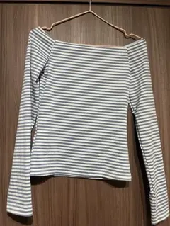オフショルダー青白ストライプ長袖トップス