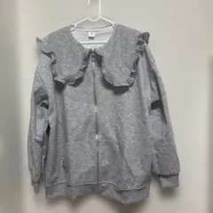 フリル付きグレー ジップトレーナー