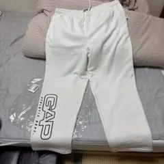 GAPロゴ ジョガーパンツ(ユニセックス) サイズ大きめ　ウェスト　99センチ