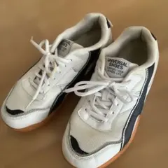 ユニバーサルシューズ　体育館シューズ　学校指定　ホワイト　ネイビー