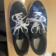 CONVERSE ブラック スニーカー