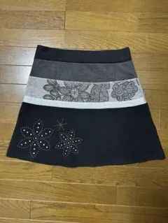 Desigual 花柄刺繍 Aラインミニスカート