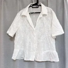 ZARA WOMAN 刺繍入り半袖シャツ M ホワイト