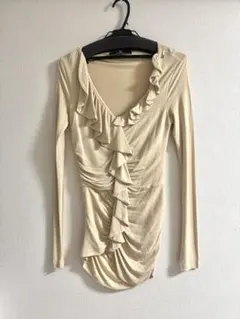 【値下げ中】ELISABETTA FRANCHI トップスのサムネイル