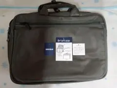 オールドユニクロ紺タグ未使用品ブリーフケースカーキ40✕29✕10㌢のサムネイル
