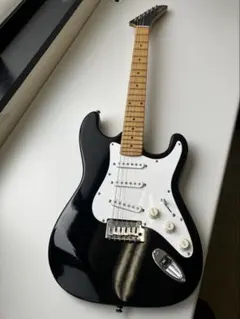 【良品】Epiphone エピフォン ストラトタイプ エレキギター ケース付のサムネイル