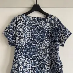 極美品 AMACA アマカ 柄 ブラウス ポリエステルのサムネイル