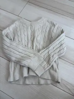 GAP アイボリー ケーブルニットセーター