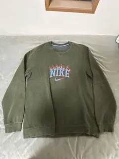 Nike フレイムロゴ トレーナー オリーブグリーン