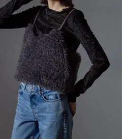 ダークグレー ファーもこもこボアキャミビスチェeach