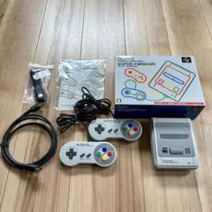 【極美品】 Nintendo ニンテンドークラシックミニ　スーパーファミコン