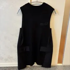 【週末お値下げ　美品】sacai ブラック ノースリーブニットのサムネイル