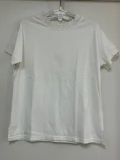 スタディオクリップ フリルネックTシャツ オフホワイト Mサイズのサムネイル