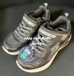 新品 スケッチャーズ 光る靴 17.5cm スニーカー