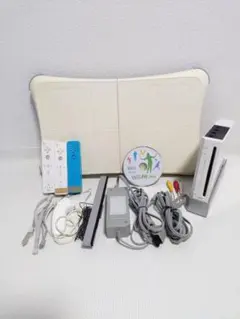 【動作確認済】Wii 本体セット Wiiフィットプラス＆バランスボード一部訳あり