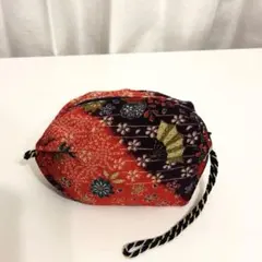 未使用✨和柄 ポーチ 小物入れ 花柄 着物リメイク風 和装小物 祭　ハンドメイド