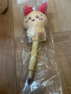 ちいかわ　ふわふわマスコットボールペン　うさぎ　ロブスター