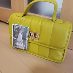 新品　ハンドバッグ　ショルダーバッグ　イエロー　黄緑　スザンヌ