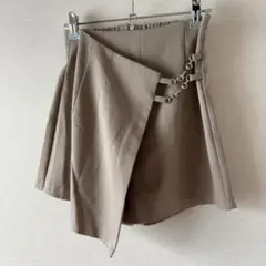 チコ Chico ラップキュロット ショートパンツ モカベージュ チェーンのサムネイル