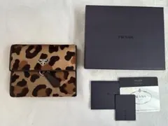 ♢激レア♢ PRADA プラダ 財布 二つ折り財布 アニマル柄 ハラコ ♢激レア♢ PRADA プラダ 財布 二つ折り財布 アニマル柄 ハラコ