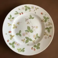 WEDGWOOD ワイルドストロベリー プレート 皿のサムネイル