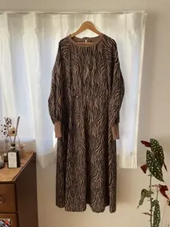 美品】KURUMI 久留米絣 ワンピース ゼブラ ブラウン レディース フリー