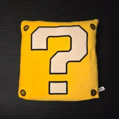 SUPER NINTENDO WORLD スター はてなブロック クッション