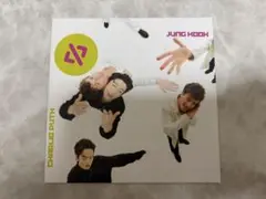 left and right CD jungkook