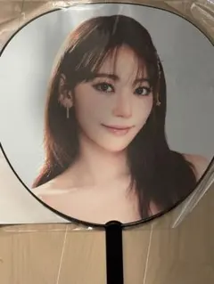 LE SSERAFIM FLAME RISES うちわ サクラ 未開封