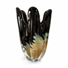 Item thumbnail for item 899ff405-8afe-4c7e-928e-c454b3733ee3