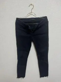 UNIQLO ブラック スキニーパンツ 28サイズ