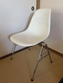 正規品 vitra社製 シェルチェア アプホルスター PSCC ヴィトラ vitra/ヴィトラ イームズ シェルチェア ホワイト 水色 チェア