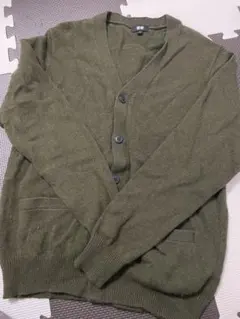値下げ　UNIQLO プレミアムラム　Vネック　カーディガン　MENS