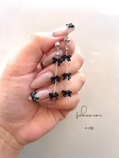 No.1 黒いリボンロングピアス　金属ピアス　リボンピアス　ピアス